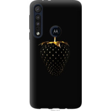 Чехол на Motorola One Macro Черная клубника (3585u-1812)